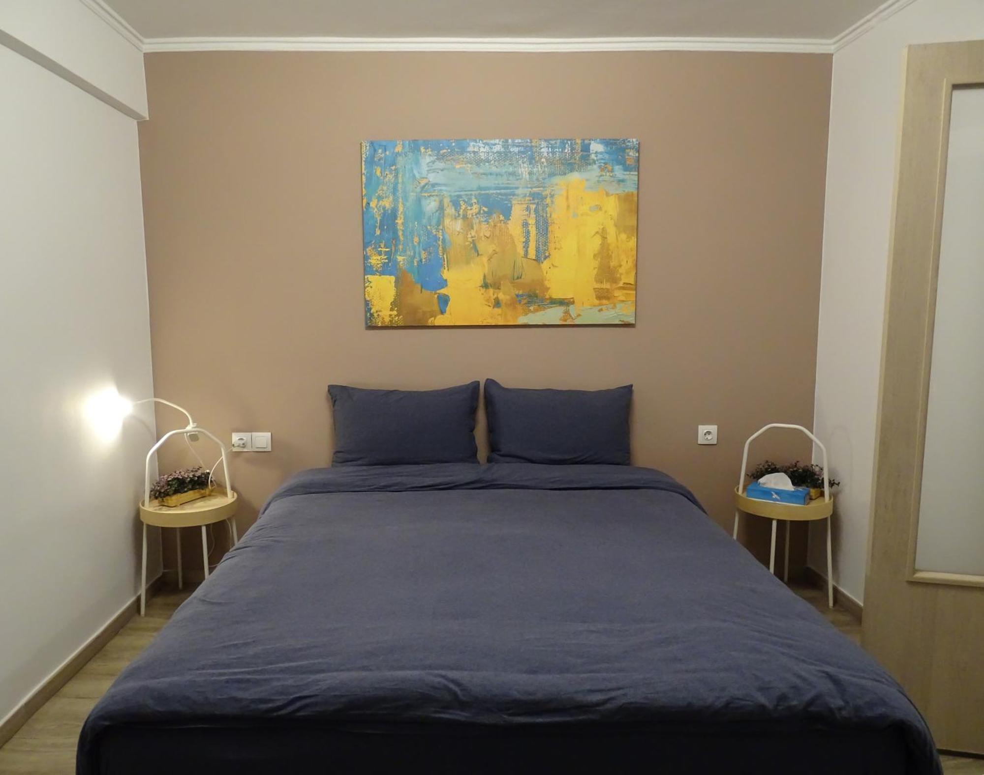 Stylish, Comfortable, Basement Loft-Like Apartment With Amenities 아테네 외부 사진